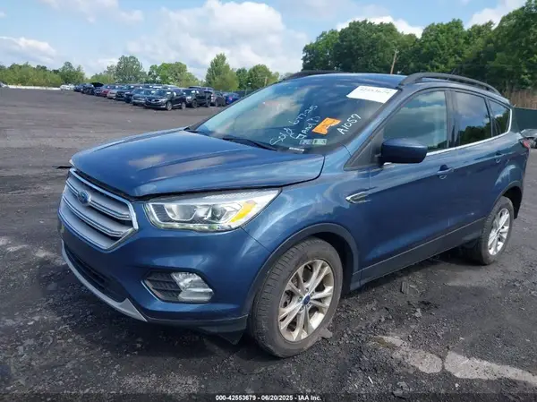 1FMCU9HD1JUA98636 2018 FORD ESCAPE - Image 2
