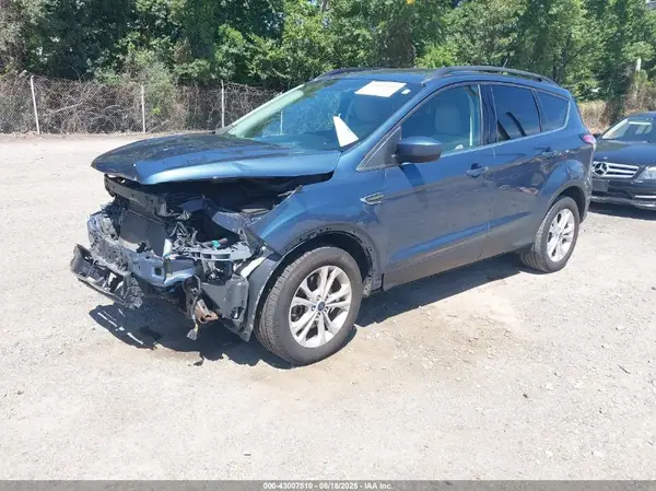 1FMCU9HD1JUB18416 2018 FORD ESCAPE - Image 2