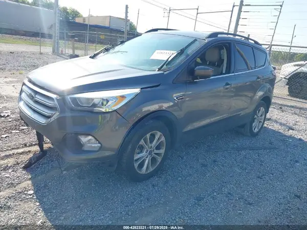 1FMCU9HD1JUB36088 2018 FORD ESCAPE - Image 2