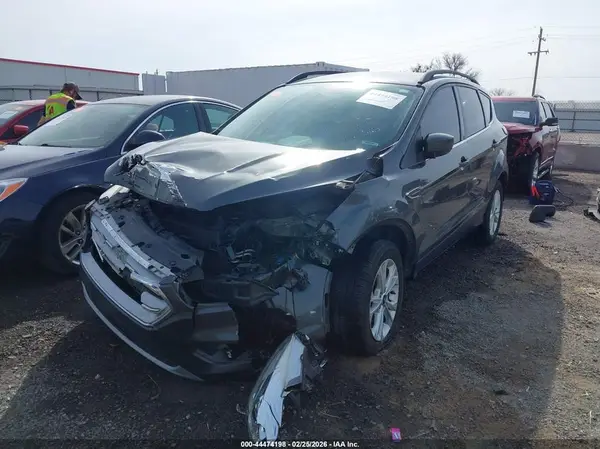 1FMCU9HD1JUB54686 2018 FORD ESCAPE - Image 2