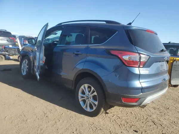 1FMCU9HD1JUB83704 2018 FORD ESCAPE - Image 2
