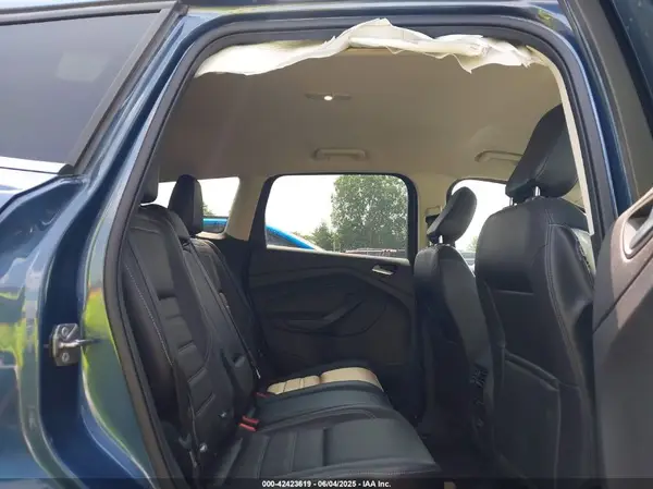 1FMCU9HD1JUC02400 2018 FORD ESCAPE - Image 8
