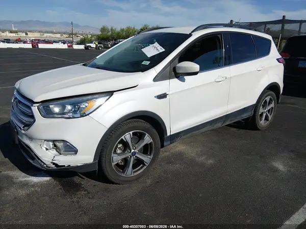 1FMCU9HD1JUC09895 2018 FORD ESCAPE - Image 2