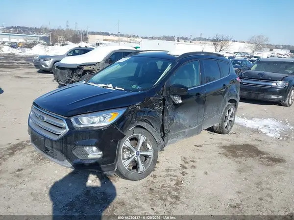 1FMCU9HD1JUC26034 2018 FORD ESCAPE - Image 2