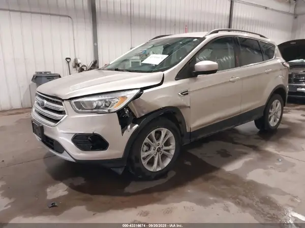 1FMCU9HD1JUC70731 2018 FORD ESCAPE - Image 2