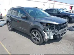 1FMCU9HD1JUC86864 2018 FORD ESCAPE