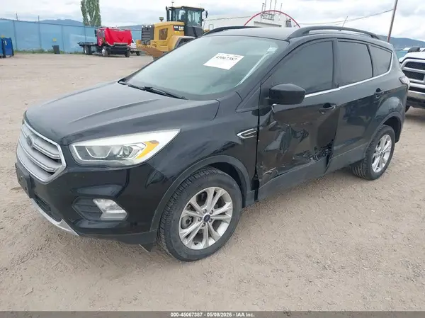 1FMCU9HD1JUD05686 2018 FORD ESCAPE - Image 2
