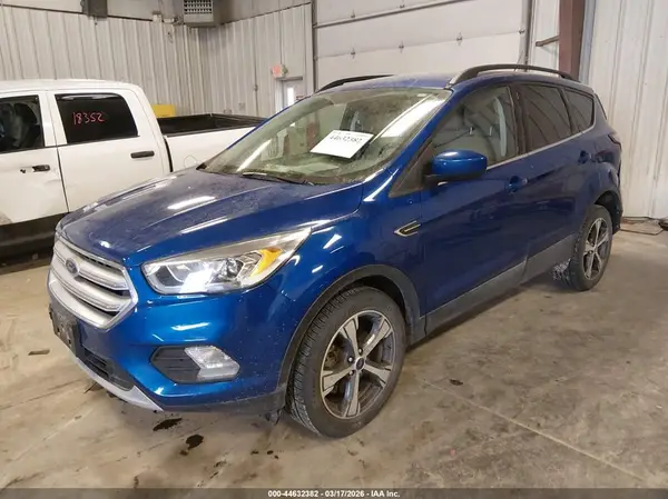 1FMCU9HD1JUD21015 2018 FORD ESCAPE - Image 2