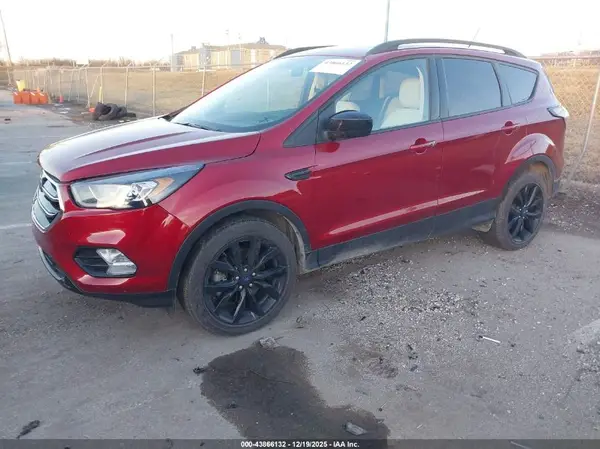 1FMCU9HD1JUD28613 2018 FORD ESCAPE - Image 2