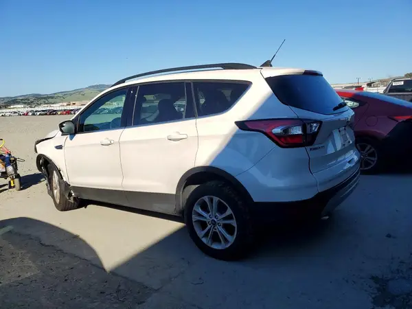 1FMCU9HD1JUD29888 2018 FORD ESCAPE - Image 2
