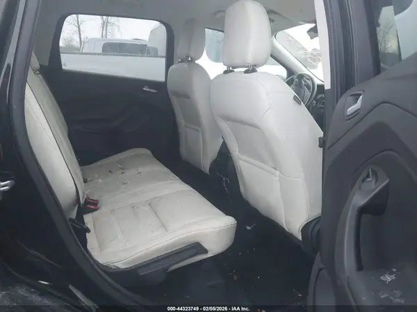 1FMCU9HD1JUD42219 2018 FORD ESCAPE - Image 8