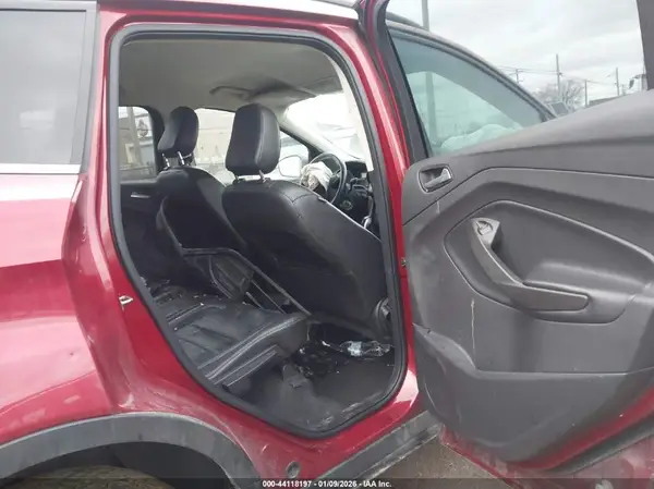 1FMCU9HD1JUD46187 2018 FORD ESCAPE - Image 8