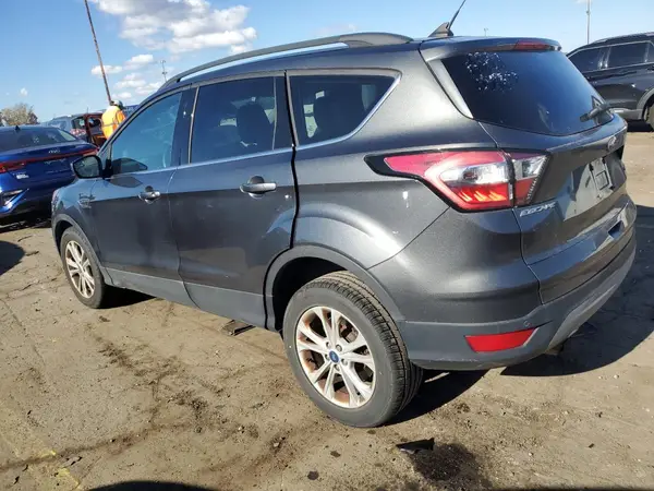 1FMCU9HD1JUD56864 2018 FORD ESCAPE - Image 2