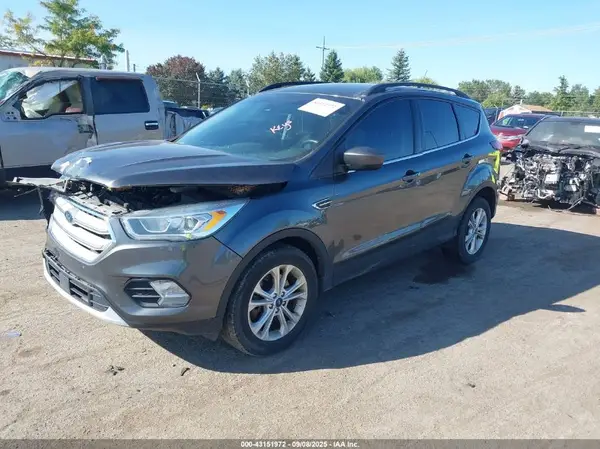 1FMCU9HD1KUA26479 2019 FORD ESCAPE - Image 2