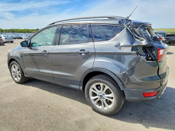 1FMCU9HD1KUA28197 2019 FORD ESCAPE - Image 2