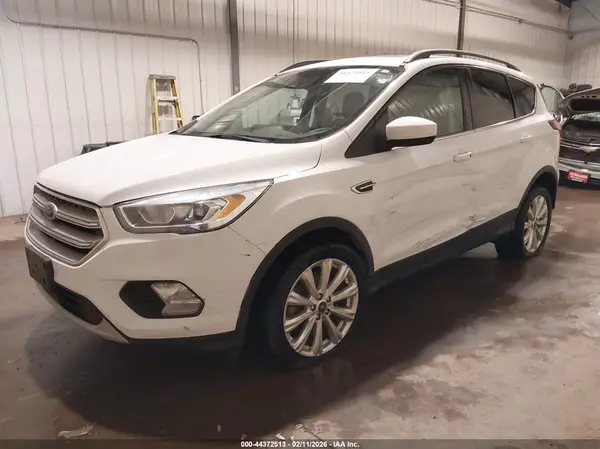 1FMCU9HD1KUA73639 2019 FORD ESCAPE - Image 2