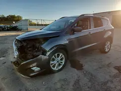 1FMCU9HD2JUA23735 2018 FORD ESCAPE