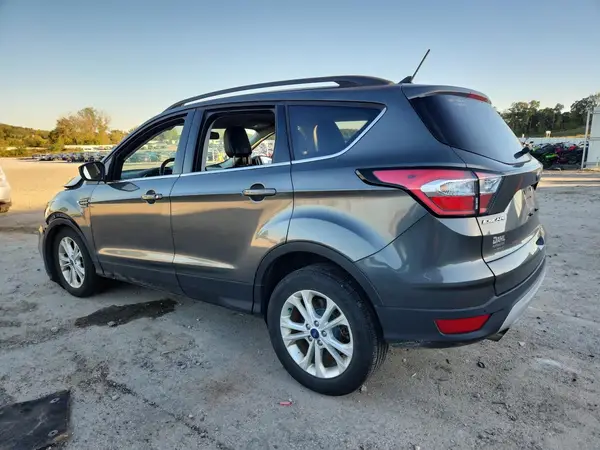 1FMCU9HD2JUA23735 2018 FORD ESCAPE - Image 2