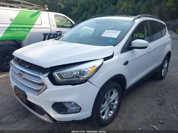 1FMCU9HD2JUA26294 2018 FORD ESCAPE - Image 2