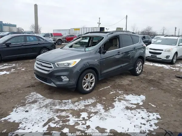 1FMCU9HD2JUA47503 2018 FORD ESCAPE - Image 2