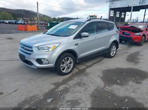 1FMCU9HD2JUA79870 2018 FORD ESCAPE - Image 2