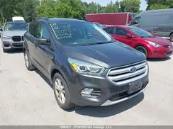 1FMCU9HD2JUB00457 2018 FORD ESCAPE
