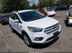 1FMCU9HD2JUB01611 2018 FORD ESCAPE