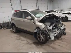 1FMCU9HD2JUB13631 2018 FORD ESCAPE