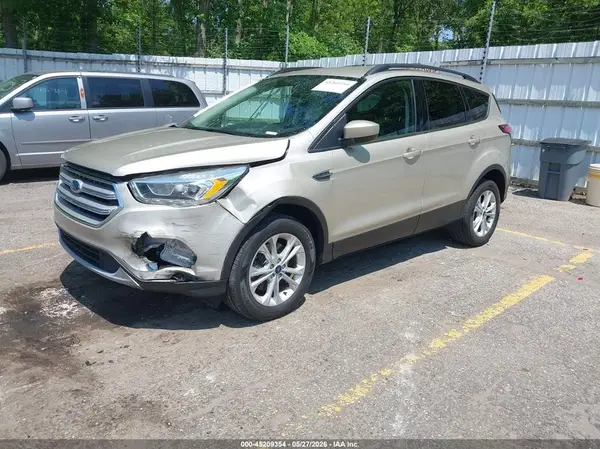 1FMCU9HD2JUB31062 2018 FORD ESCAPE - Image 2