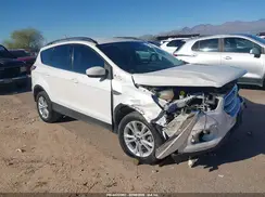 1FMCU9HD2JUB45205 2018 FORD ESCAPE