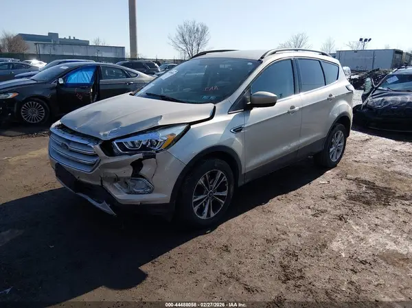 1FMCU9HD2JUB50209 2018 FORD ESCAPE - Image 2