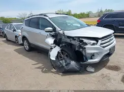 1FMCU9HD2JUB58116 2018 FORD ESCAPE