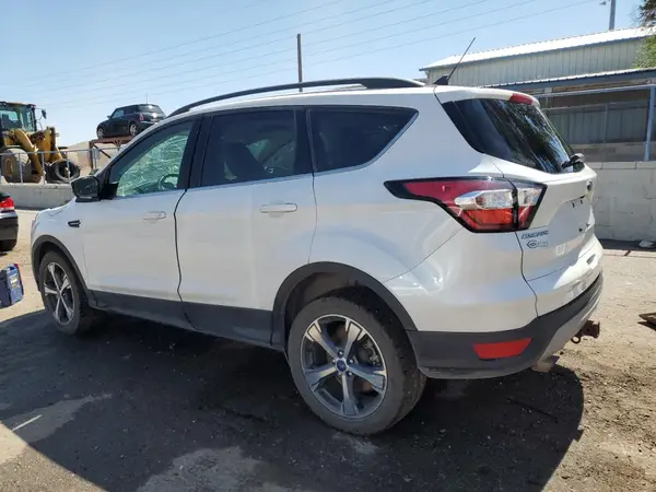 1FMCU9HD2JUB83792 2018 FORD ESCAPE - Image 2