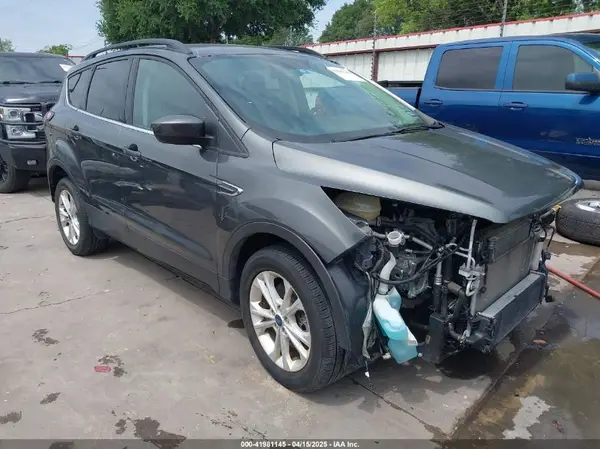 1FMCU9HD2JUC07749 2018 FORD ESCAPE - Image 1