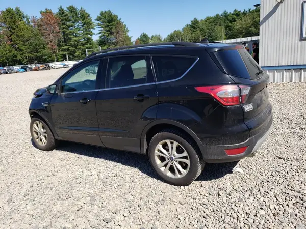 1FMCU9HD2JUC21246 2018 FORD ESCAPE - Image 2