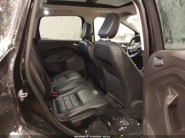 1FMCU9HD2JUC22090 2018 FORD ESCAPE - Image 8