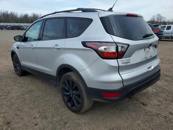 1FMCU9HD2JUC25121 2018 FORD ESCAPE - Image 2