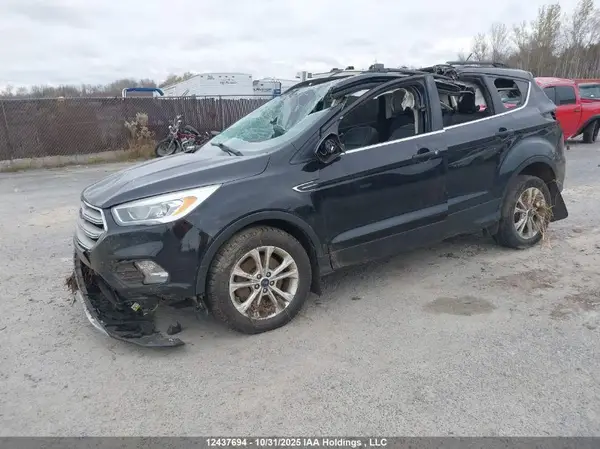 1FMCU9HD2JUC41769 2018 FORD ESCAPE - Image 2