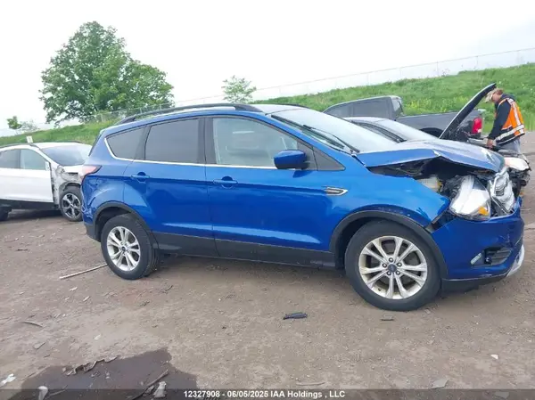 1FMCU9HD2JUC51041 2018 FORD ESCAPE - Image 1