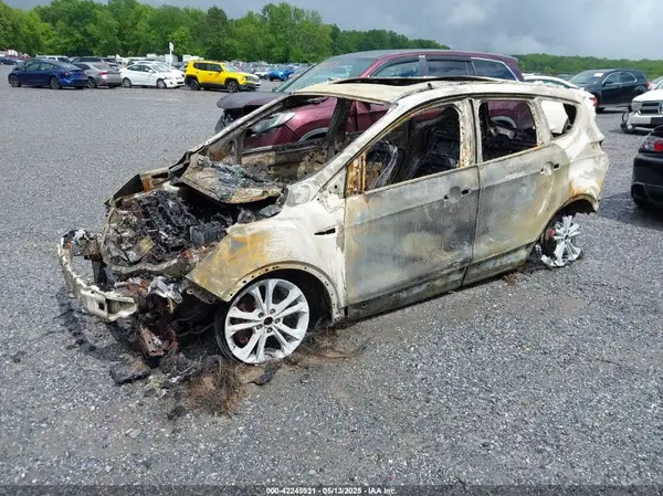 1FMCU9HD2JUC57079 2018 FORD ESCAPE - Image 2