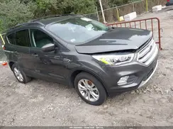 1FMCU9HD2JUC98229 2018 FORD ESCAPE