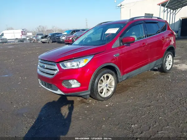 1FMCU9HD2JUD33593 2018 FORD ESCAPE - Image 2