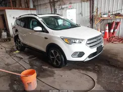 1FMCU9HD2JUD48904 2018 FORD ESCAPE