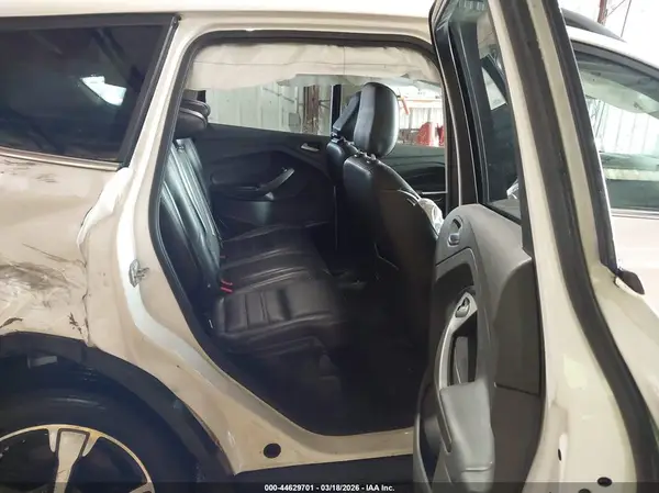 1FMCU9HD2JUD48904 2018 FORD ESCAPE - Image 8