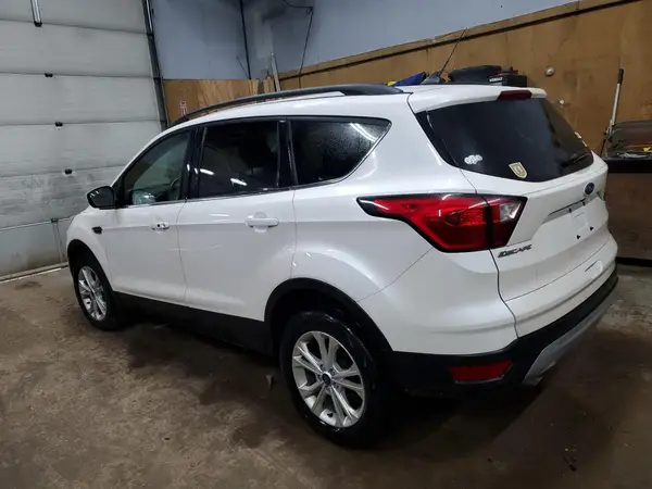 1FMCU9HD2KUA16706 2019 FORD ESCAPE - Image 2