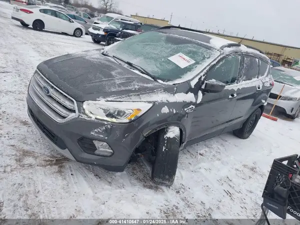 1FMCU9HD2KUA65601 2019 FORD ESCAPE - Image 2