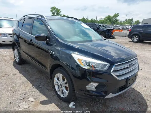 1FMCU9HD2KUB18586 2019 FORD ESCAPE - Image 1