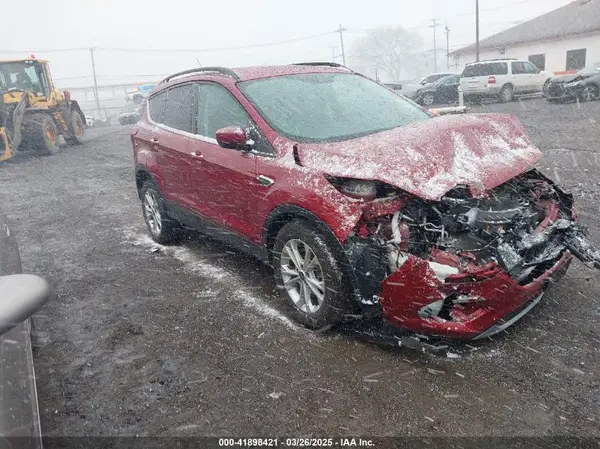 1FMCU9HD2KUB22976 2019 FORD ESCAPE - Image 1