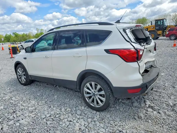 1FMCU9HD2KUB55606 2019 FORD ESCAPE - Image 2