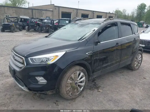 1FMCU9HD2KUB91201 2019 FORD ESCAPE - Image 2